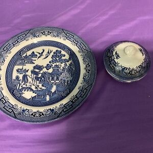 Willow  10” plate and 4” x 4” sugar bowl with lid.  H160
